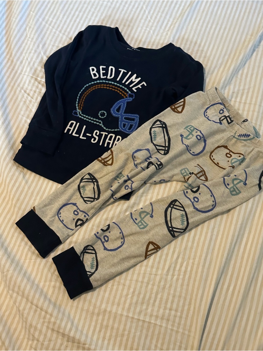 3T Boys Warm Pajama Bundle - Picture 2 of 4